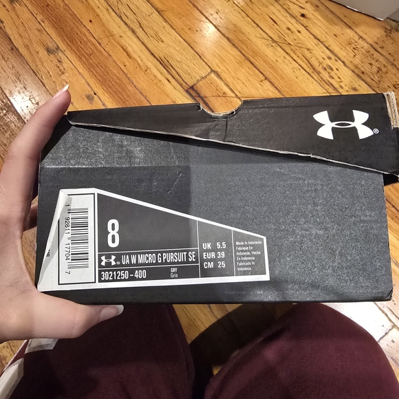 NWT Under Armour Micro G Pursuit Sneakers - Picture 4 of 4
